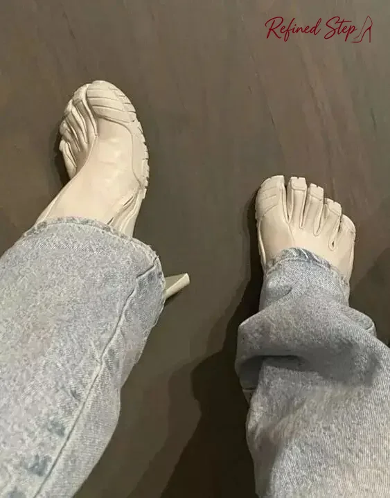 Modne botki damskie z odkrytym – Toe Sock Split recenzja i cena